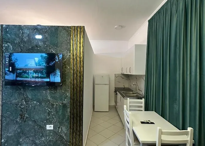 Alexander Apartament *